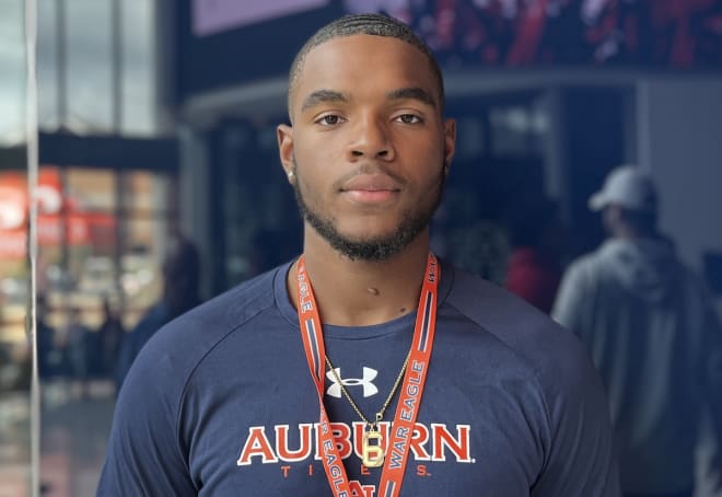 Zion Grady visited Auburn Friday and Saturday.