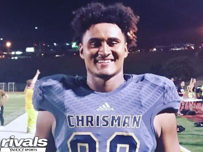 Notre Dame joined an impressive early offer list Monday evening for Independence (Missouri) William Chrisman Senior product Daniel Carson.