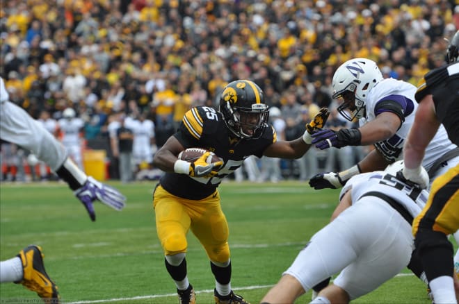 Akrum Wadley gets another crack at the Wildcats.