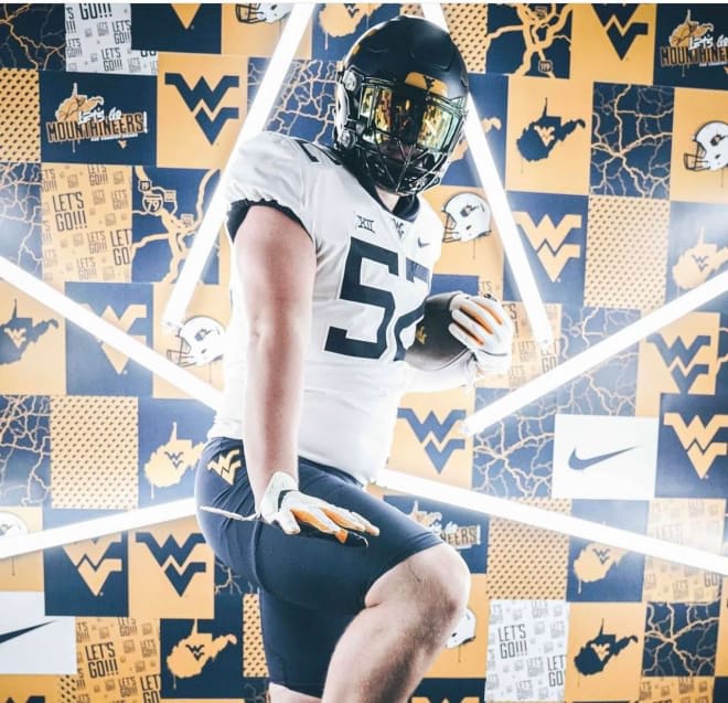 Krahe has committed to the West Virginia Mountaineers football program.