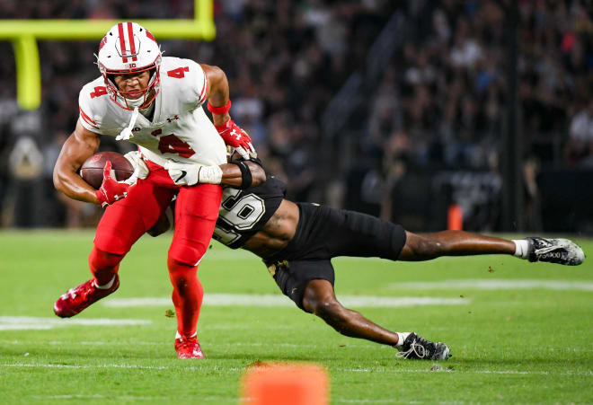 Wisconsin's own operates play clock at Super Bowl