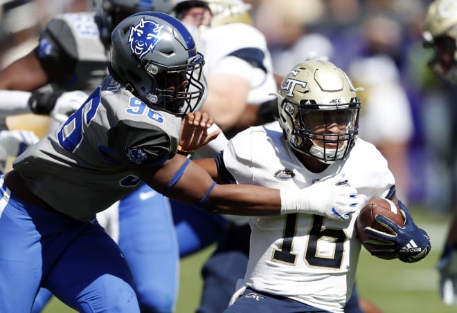 Duke defensive end Chris Rumph II (left) makes a tackle against Georgia Tech. According to Pro Football Focus, Rumph is the best edge defender Notre Dame will face in 2020.