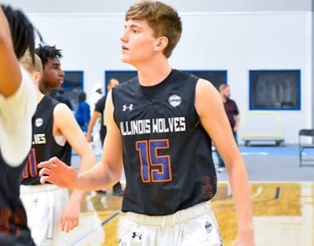 Wisconsin offered 2023 wing Asa Thomas on Monday during an unofficial visit. 