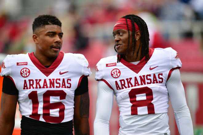 Treylon Burks and Mike Woods each caught a touchdown in Saturday's spring game.