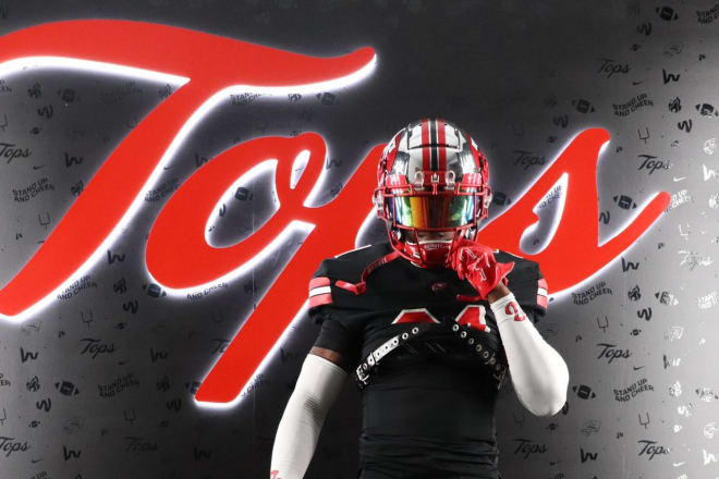 2024 WR target Dallen Ponder from Vanguard (Fla.) during his unofficial visit to WKU.