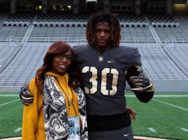 Inside Michie Stadium: LB prospect TJ McCall and his mother during his official visit to Army West Point