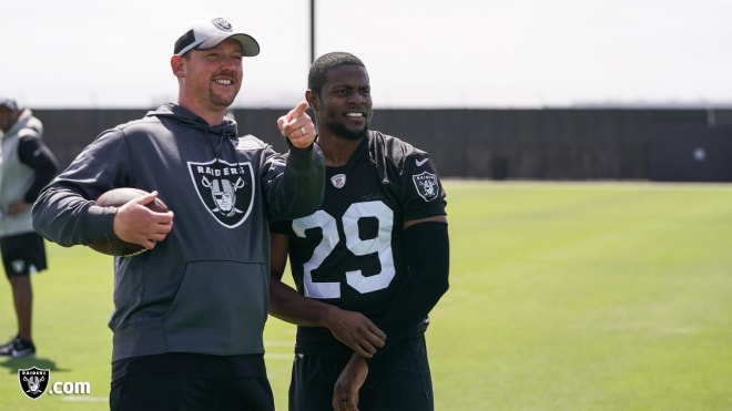 O'Neil spent the last two seasons as the defensive backs coach for the Raiders.