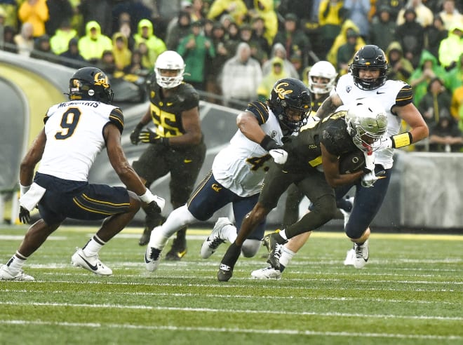 Cal's defense came up with an early interception of Bo Nix but could not keep the Ducks out of the end zone for most of the day Saturday at Autzen Stadium.