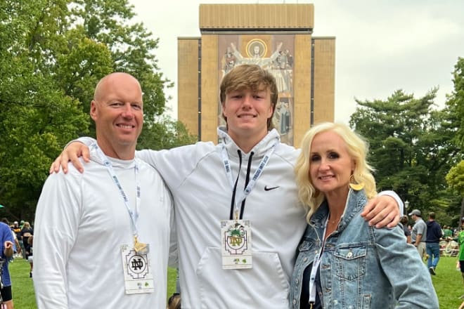 Notre Dame football has yet to an offer a tight end in the 2026 recruiting class. However, the Irish have identified 2026 tight end Jack Utz as a prospect worth monitoring going forward. 