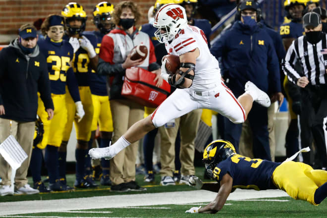 Wisconsin Badgers tight end Jake Ferguson