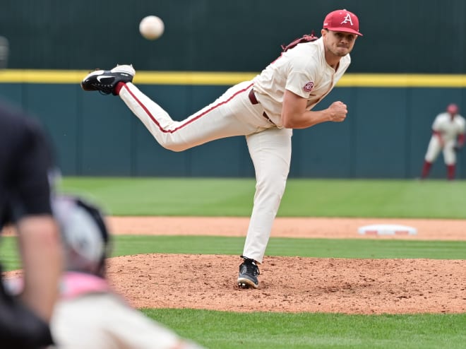 Kevin Kopps of Arkansas wins the 2021 Golden Spikes Award