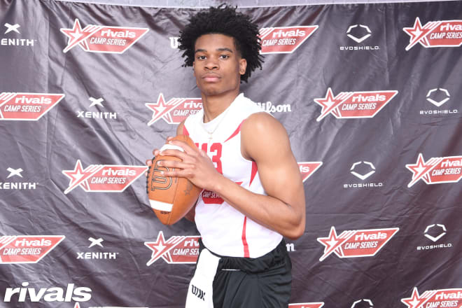 Jones poses on Sunday at the Rivals Camp stop in Indy 
