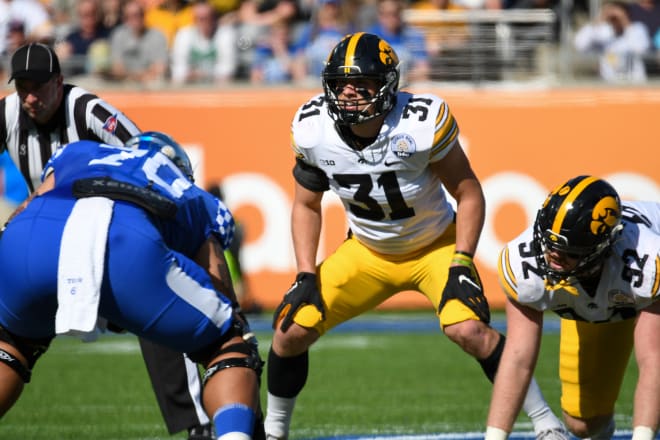 Iowa linebacker Jack Campbell is among the 10 players on the Big Ten Preseason Honors List.