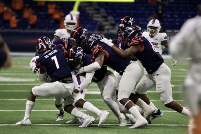 UTSA's defense limited Louisiana Tech to 35 yards in the second half in a comeback victory on Oct. 24, 2020.