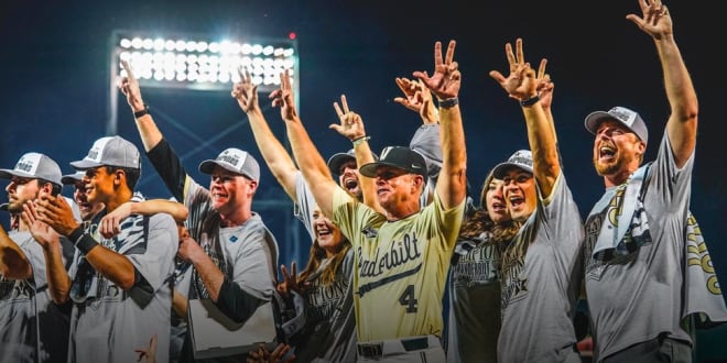 Vanderbilt Baseball on X: Victory formation. #VandyBoys