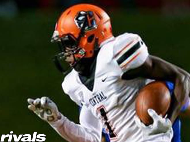 Michigan Wolverines football wide receiver commit Xavier Worthy could make an immediate impact. 
