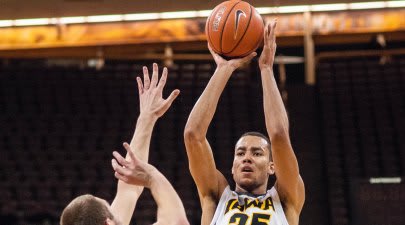 Dom Uhl and the Hawkeyes travel to Rutgers on Thursday night