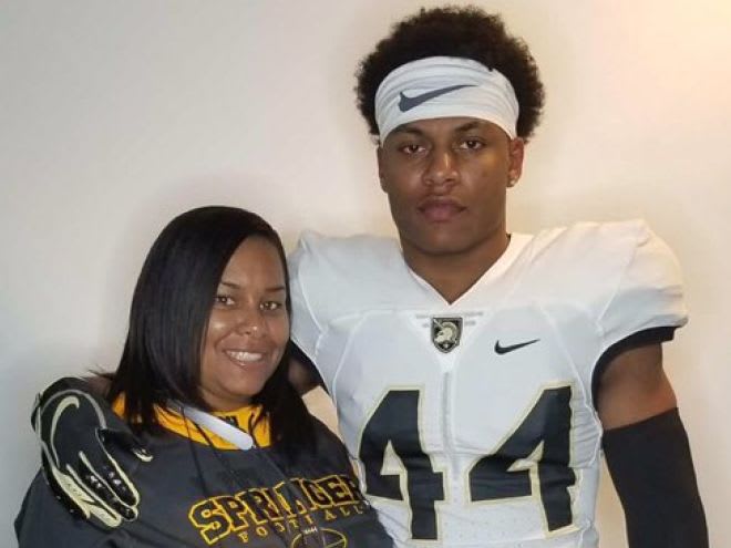 DE/OLB Keeron Henderson with his mother during his official visit to Army West Point