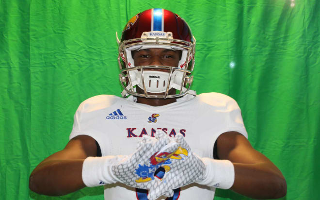 Fairs committed to Kansas at the end of his official visit