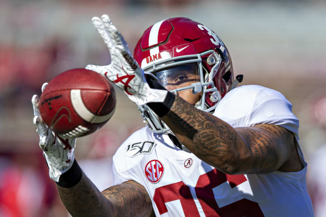 Alabama linebacker Markail Benton entered the NCAA transfer portal Wednesday afternoon, Photo | Getty Images