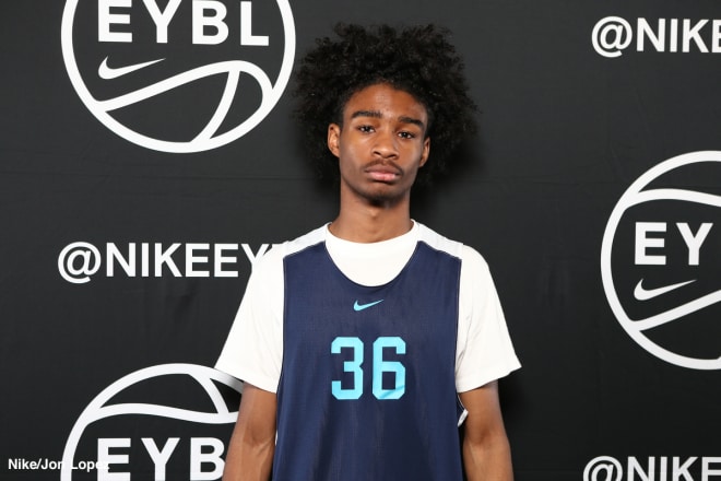 Nike eybl outlet apparel