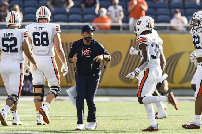 Steele speaks to his players during the Citrus Bowl loss to Northwestern.