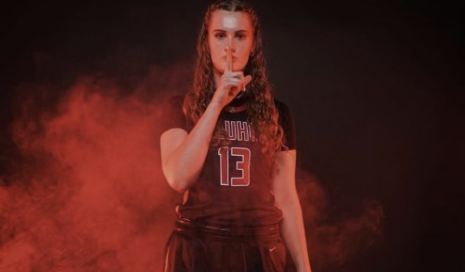 Top women's hoops prospect commits to U of L