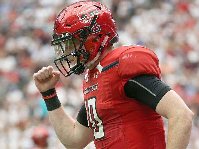 Former Texas Tech quarterback Alan Bowman will compete for the starting quarterback job at U-M. 