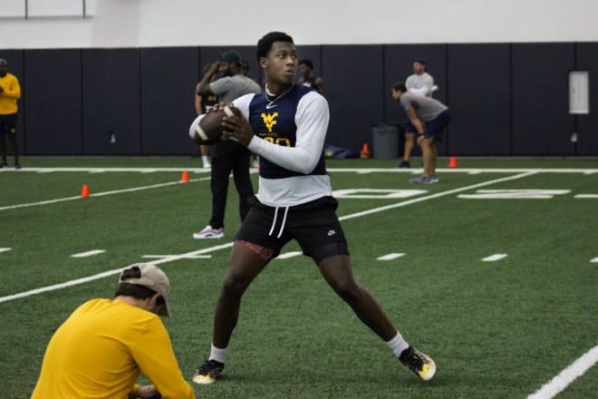 Jeter is a dual threat option for the West Virginia Mountaineers football program. 