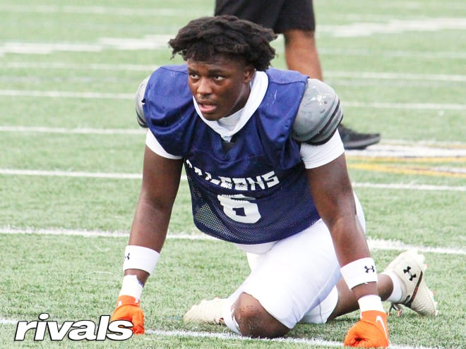 Top 2024 LB Sammy Brown updates busy recruitment - Rivals.com