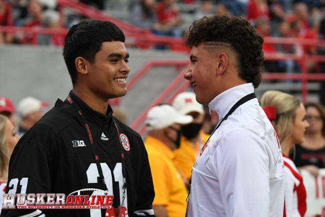 Rivals100 OLB Tausili Akana (left) and Dylan Raiola (right) reconnect while in Lincoln.