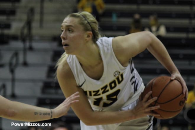 PowerMizzou - Mizzou women's basketball railroaded by Razorbacks, 77-55