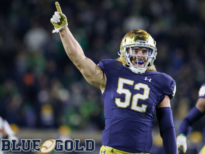 Notre Dame Fighting Irish football senior linebacker Bo Bauer