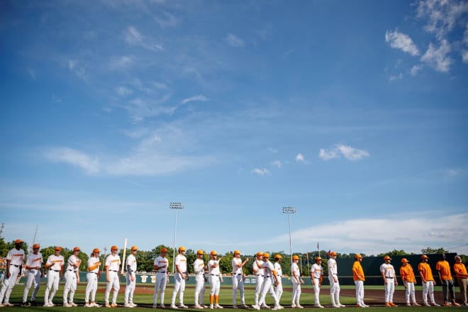 Gilbert's walk-off grand slam lifts Vols past Wright State, Baseball