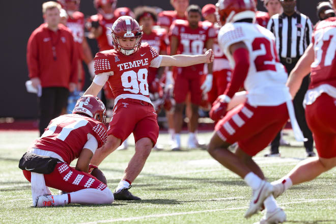 Carl Hardin converted three field goals Saturday in windy conditions. 