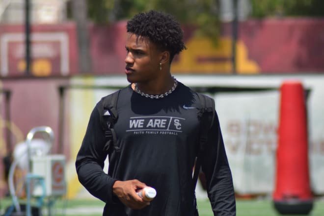 Five-star Upland HS outside linebacker Justin Flowe is the top recruiting priority for USC in this 2020 cycle.