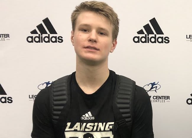 Wisconsin recently reached out to 2022 wide receiver/tight end Tommy McIntosh. 