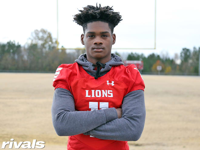 Heavy rotation of SEC visits for 2023 DB Sylvester Smith 
