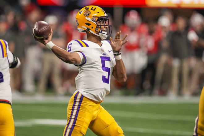 LSU trio of Jayden Daniels, Josh Williams and Mekhi Wingo join coach Brian  Kelly for SEC Media Day