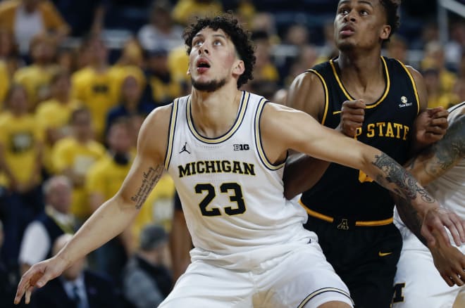 Michigan Wolverines senior Brandon Johns is one of U-M's many options at backup center