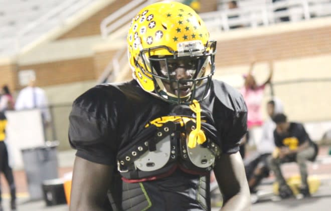 Owusu-Koramoah, who is rated as the No. 40 outside linebacker nationally by Rivals.com, was recruited by the Irish to play the rover position in new defensive coordinator Mike Elko’s scheme. 