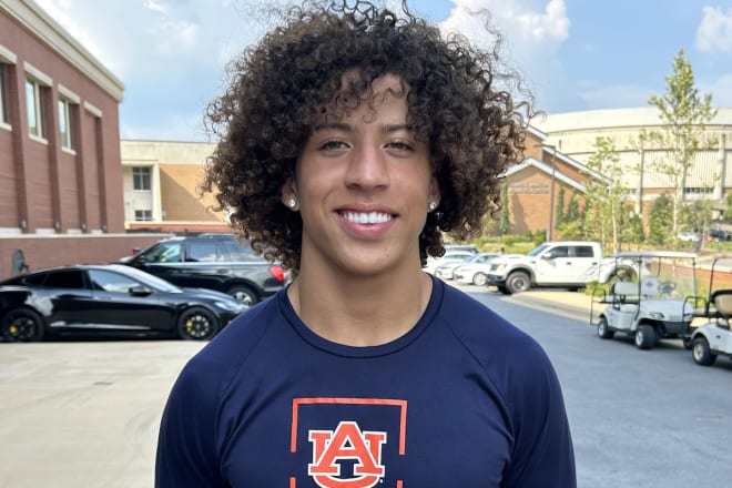 Perlotte said he's considering flipping his commitment from Georgia to Auburn.