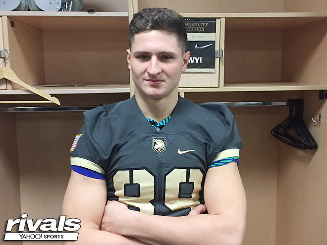 The 2017 recruiting class just got a huge boost with the commitment of TE John Harrar