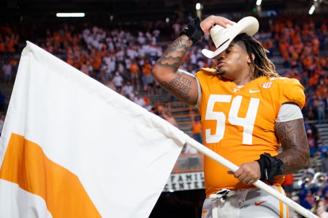 Tennessee offensive lineman Gerald Mincey (54) celebrates after Tennessee s football game against Florida in Neyland Stadium in Knoxville, Tenn., on Saturday, Sept. 24, 2022. 
