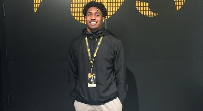 Class of 2018 S/LB Jasir Cox visited the Iowa Hawkeyes on Sunday.