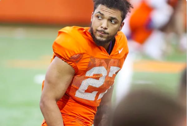 Clemson transfer Chez Mellusi committed to Wisconsin in June. 