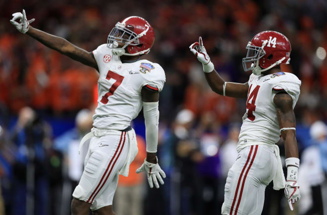 Trevon Diggs No. 7 of the Alabama Crimson Tide and Deionte Thompson No. 14 react in the second half fo the AllState Sugar Bowl against the Clemson Tigers at the Mercedes-Benz Superdome on January 1, 2018 in New Orleans. Photo | Getty Images