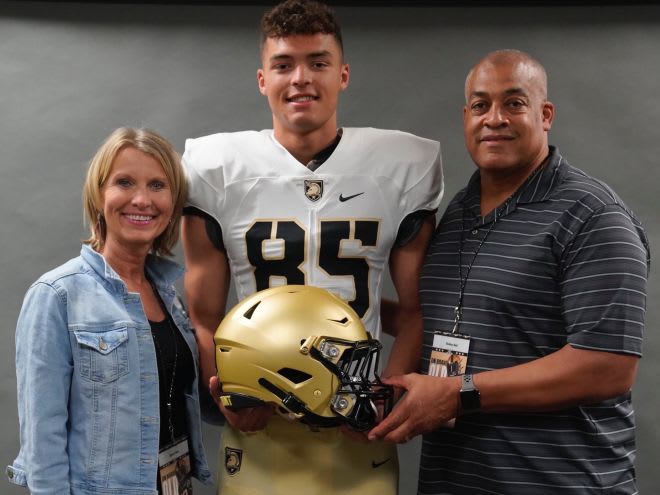  Gracen Bell was joined on his unofficial visit to Army West Point by his mom, Sherri and dad, Bobby