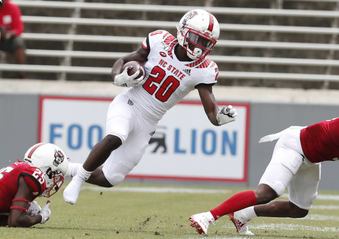 NC State Wolfpack football wide receiver Julian Gray