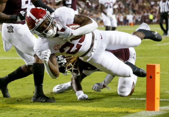Roydell Williams runs in a touchdown for Alabama against Texas A&M. Photo | USA TODAY